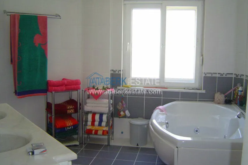 Вилла с личным бассейном и садом в Махмутларе 8 