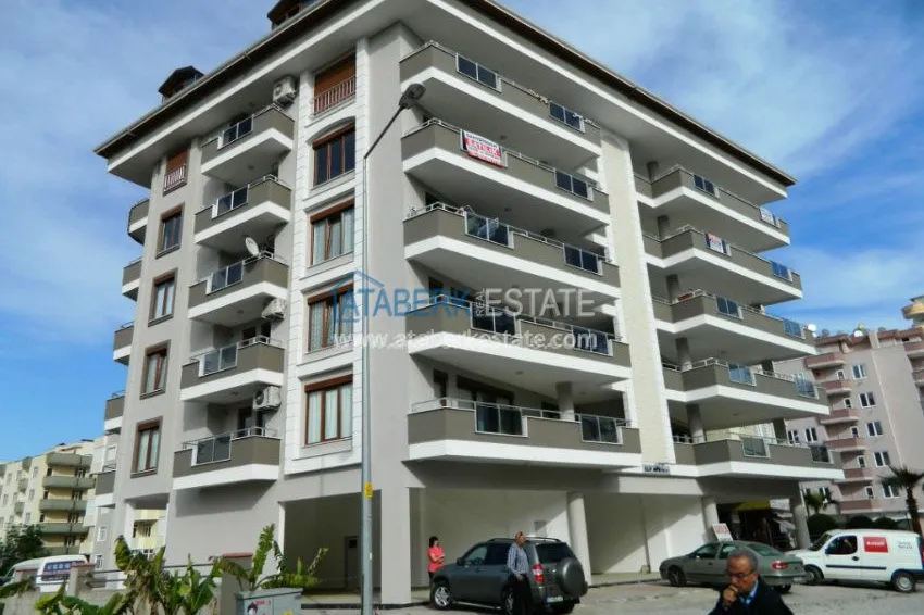 Меблированная квартира с тремя спальнями в Махмутлар. 1 