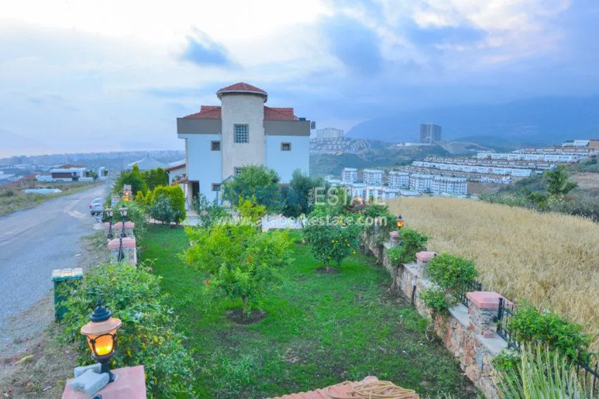 Элитная вилла с потрясающими характеристиками! 16 