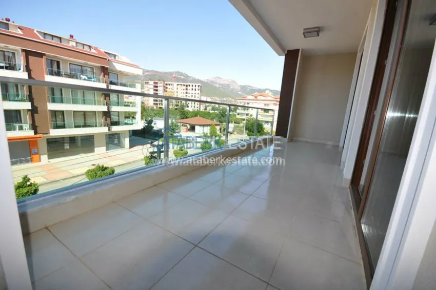 Новая двухкомнатная квартира в европейском районе Оба 11 