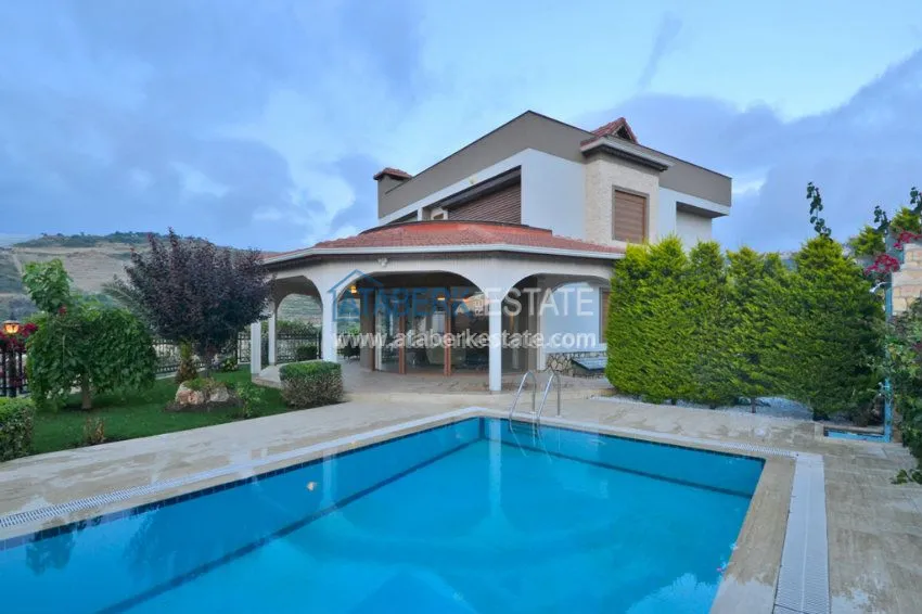 Элитная вилла с потрясающими характеристиками! 27 