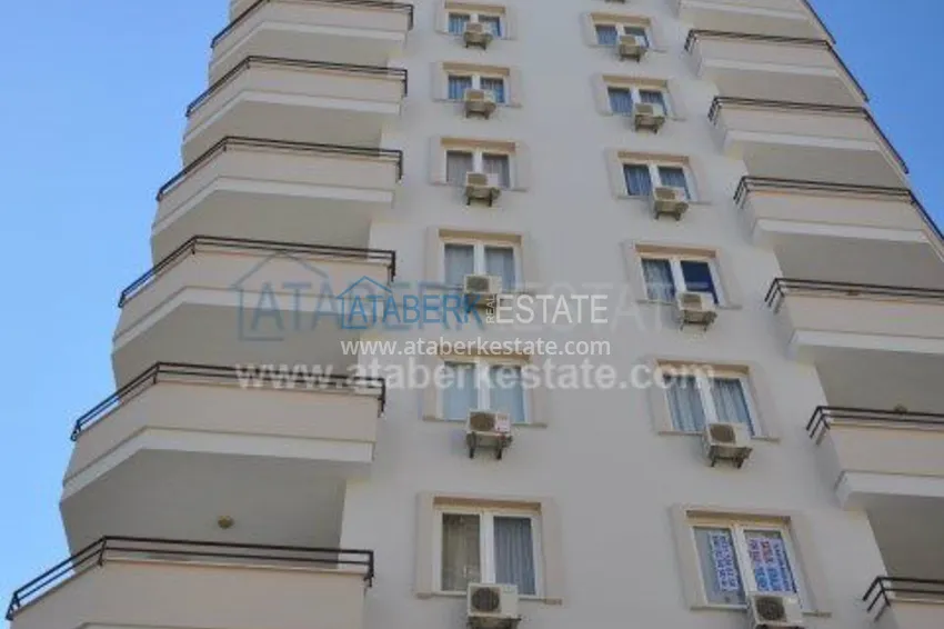 Недорогая трехкомнатная квартира в комплексе в Махмутларе от собственника 26 