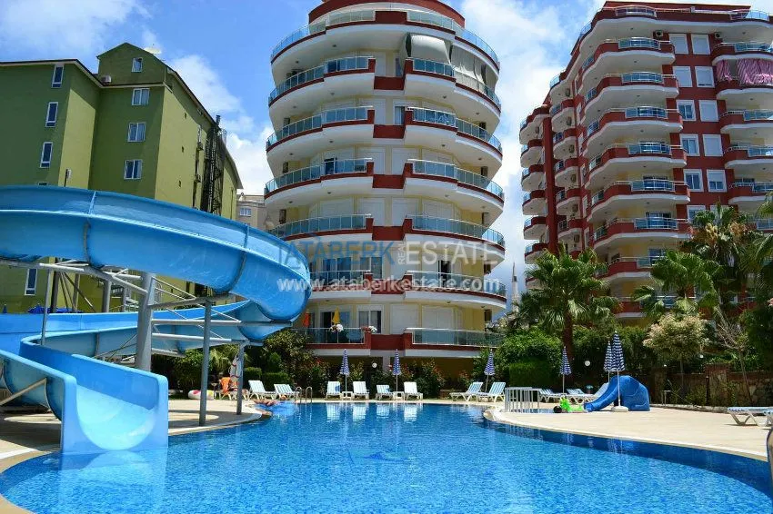 Трехкомнатная квартира в популярном районе 6 