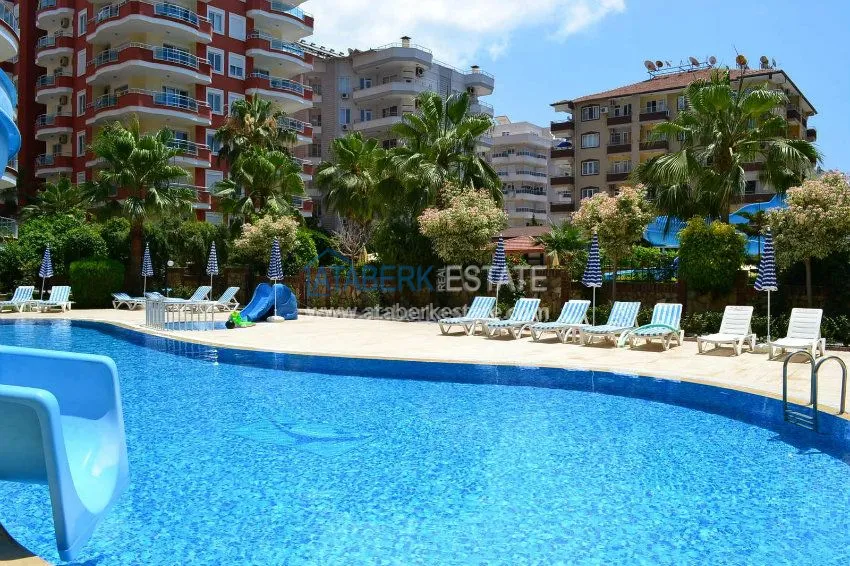 Трехкомнатная квартира в популярном районе 9 