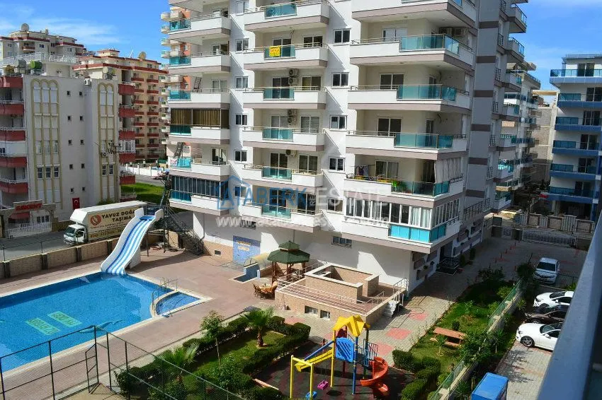 Вилла в районе Демирташ всего в 300 метрах от Средиземного моря. 3 