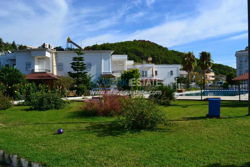 Квартира от собственника в комплексе с бассейном по отличной стоимости 14 