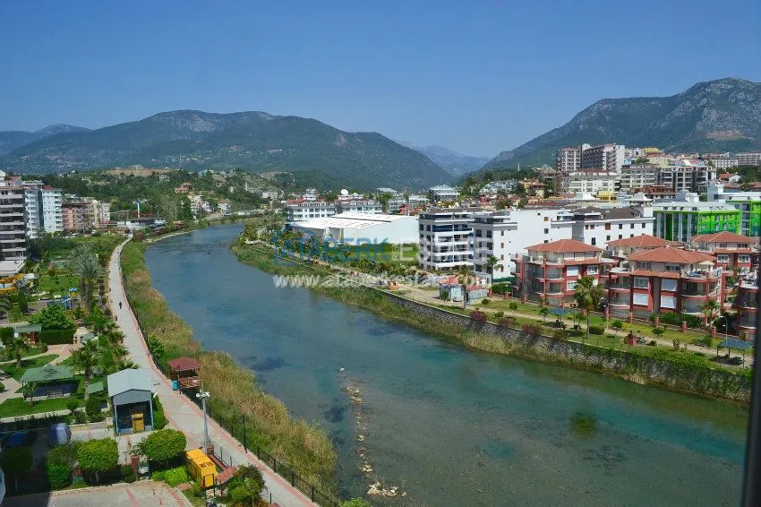 Уникальное предложение отдельного котеджа у самого моря с земельным участком 22 