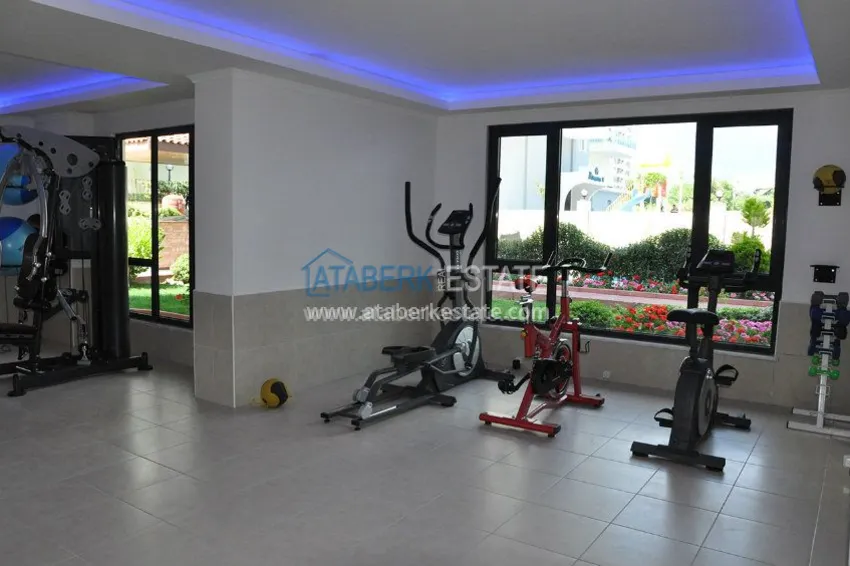 Трехкомнатная квартира с мебелью и техникой в новом доме в 100 м от моря по отличной цене!  22 