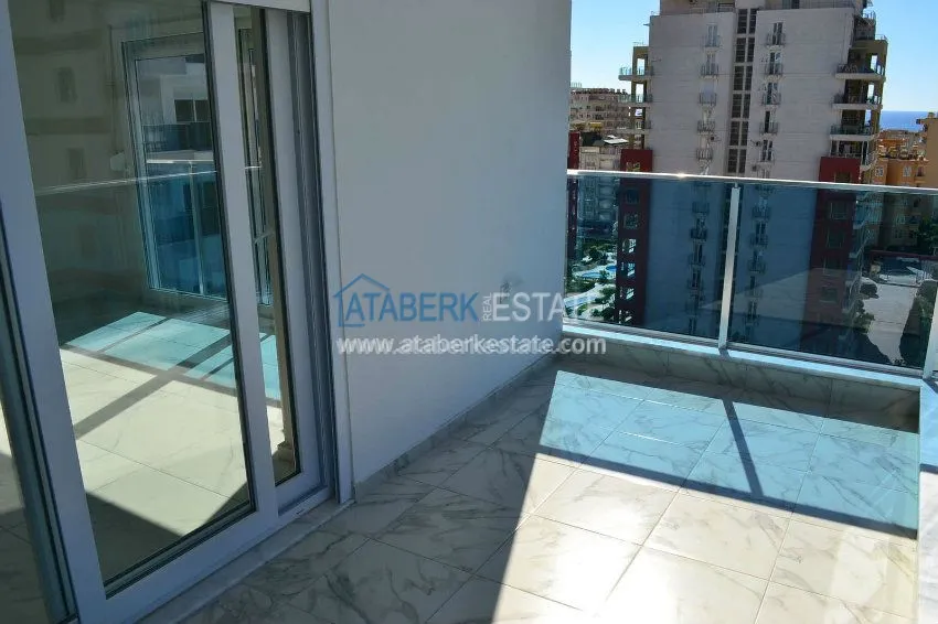 Трехкомнатные апартаменты с видом на горы. 2 