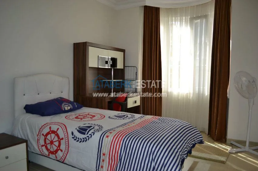 На продаже трехкомнатная квартира с мебелью и техникой по экономичной цене! 25 