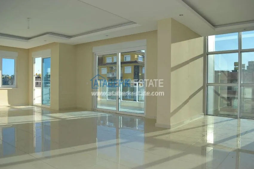 Меблированная квартира в комплексе у моря с зимним бассейном 15 