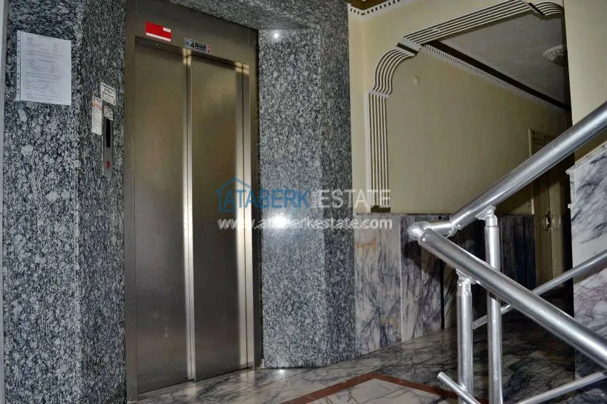 Квартира с ремонтом на первой береговой линии в Махмутларе 25 