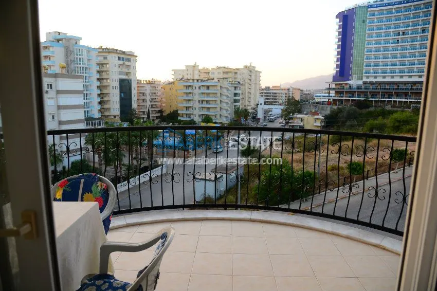 От собственника полностью меблированная квартира в 100 м от моря 6 