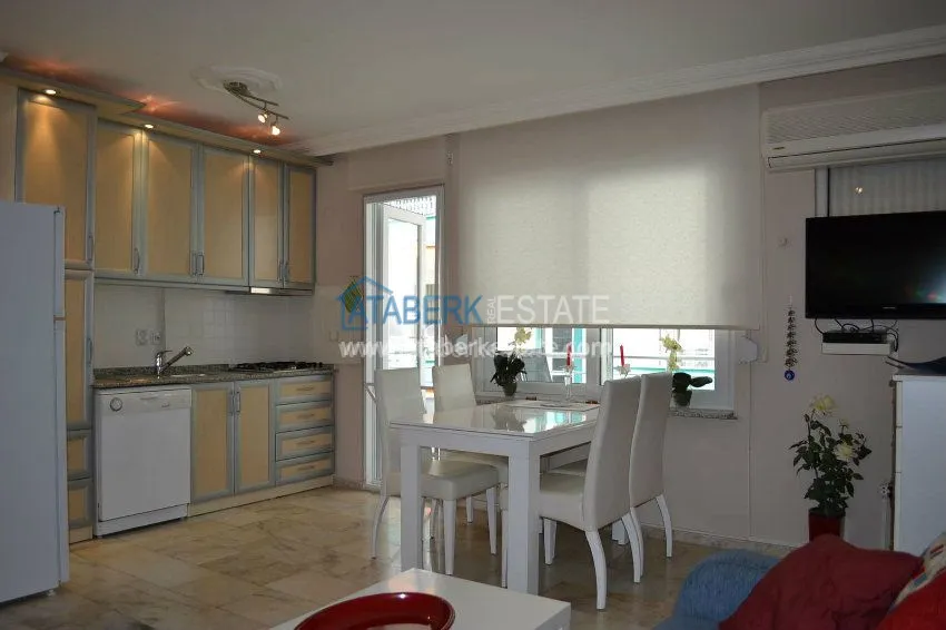 Квартира 2+1 на первой линии в Махмутларе 10 