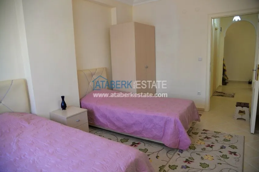 От собственника полностью меблированная квартира в 100 м от моря 14 