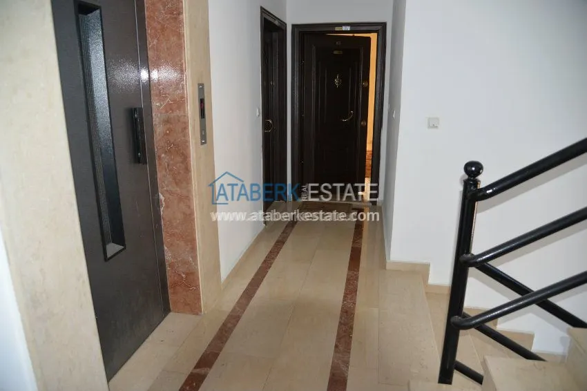 От собственника полностью меблированная квартира в 100 м от моря 20 