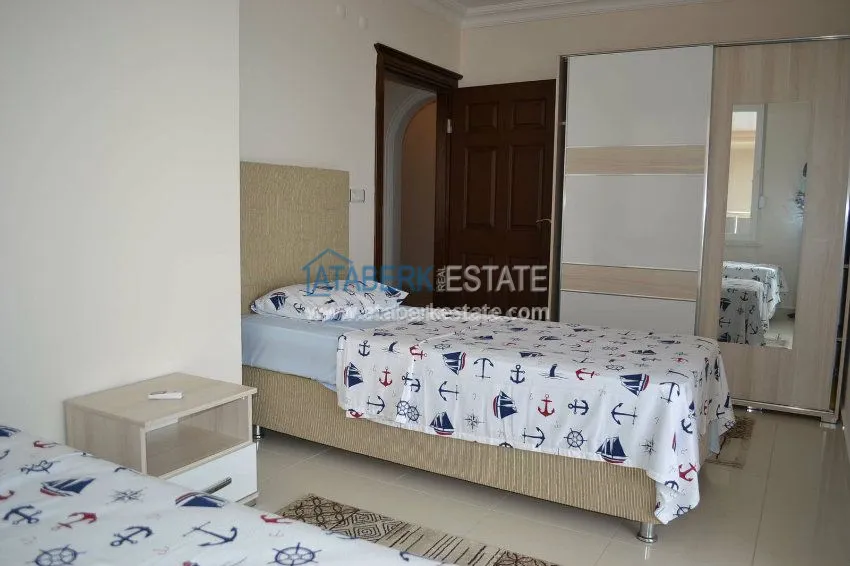 Апартаменты 2+1 в комплексе на первой береговой линии. 25 