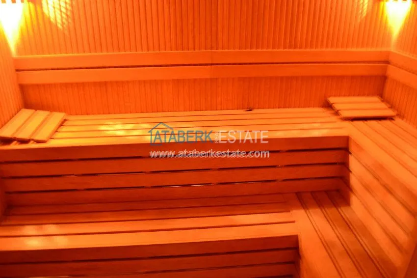 Трехкомнатная квартира в популярном районе 28 