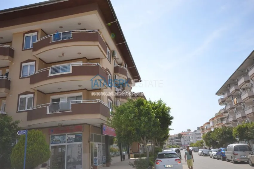 Spacious penthouse in a prestigious area from the owner 4 