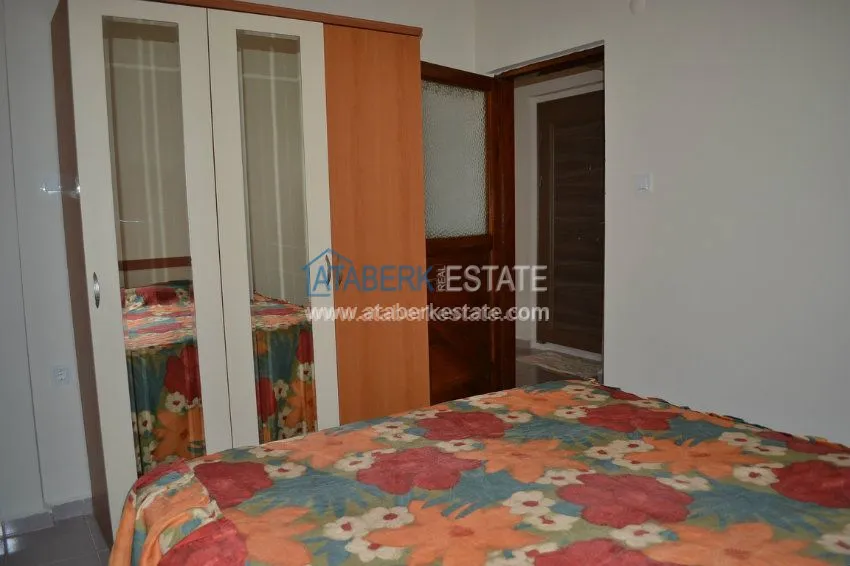 Spacious penthouse in a prestigious area from the owner 10 