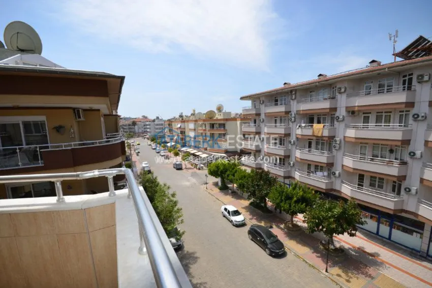 Spacious penthouse in a prestigious area from the owner 21 