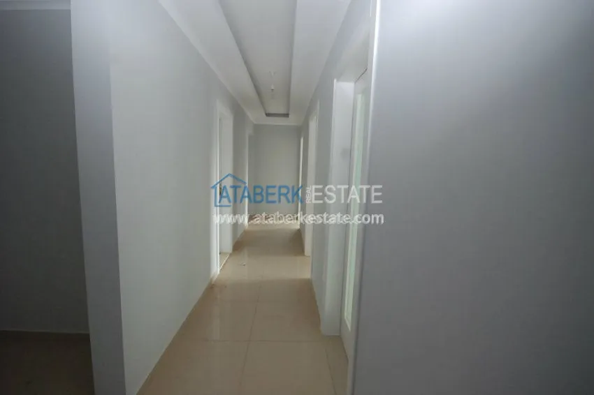 3+1 apartment in Mahmutlar 7 