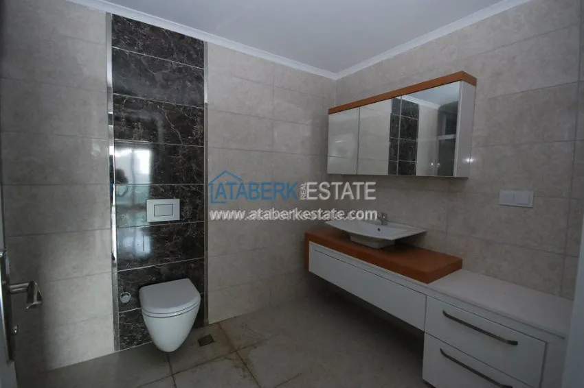 3+1 apartment in Mahmutlar 10 