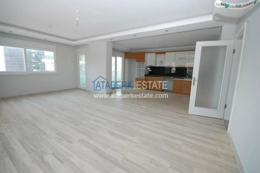 3+1 apartment in Mahmutlar 20 