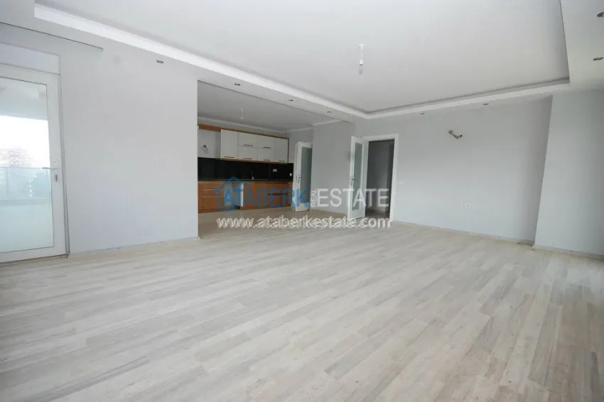 3+1 apartment in Mahmutlar 21 