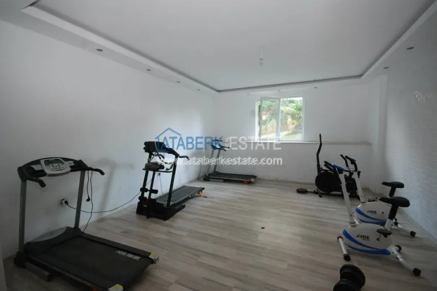 3+1 apartment in Mahmutlar 40 