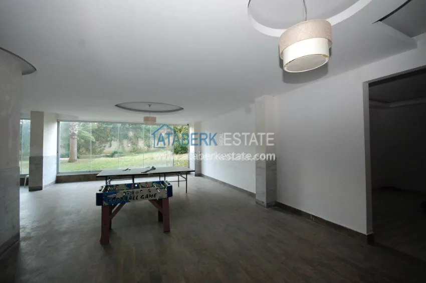 3+1 apartment in Mahmutlar 43 