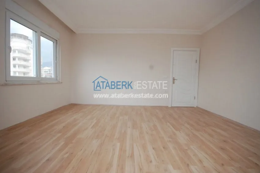 Duplex penthouse in Tosmur 9 