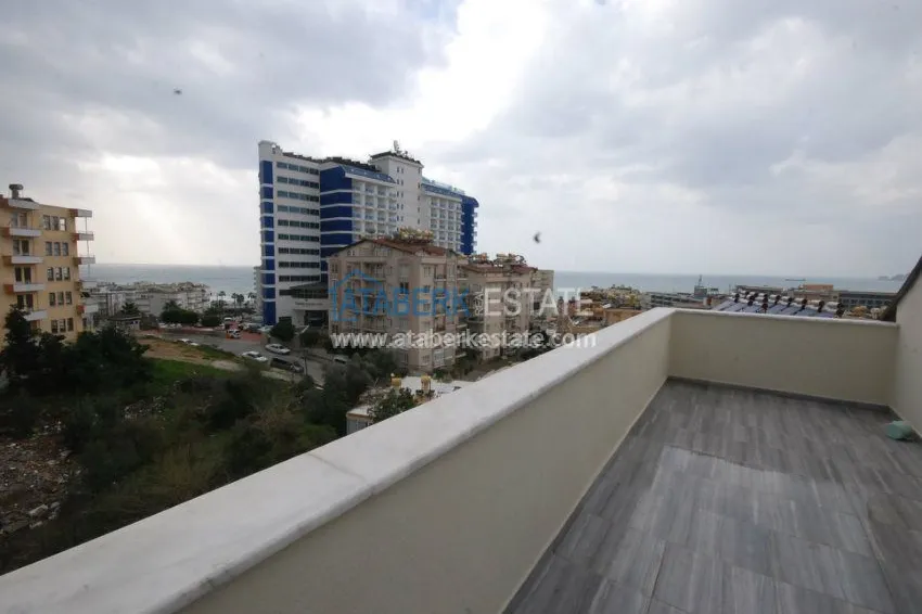 Duplex penthouse in Tosmur 21 