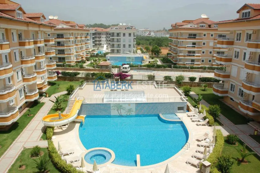 Three-bedroom apartment in Oba 1 