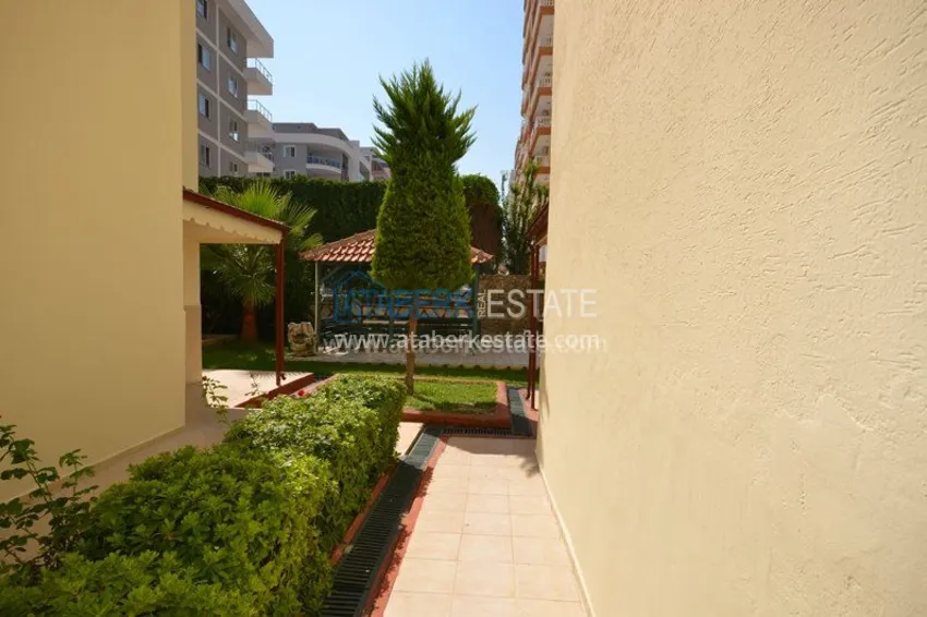 Квартира от собственника в комплексе с бассейном 23 