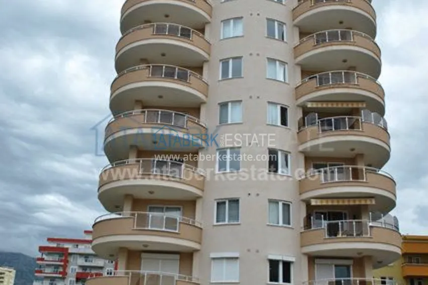 Меблированные апартаменты 2+1 в комплексе с бассейном. 1 