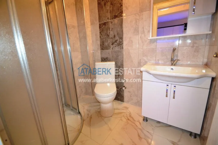 Недорогая квартира с ремонтом в комплексе с бассейном 13 