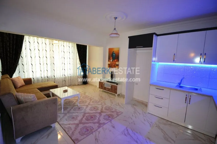 Недорогая квартира с ремонтом в комплексе с бассейном 15 