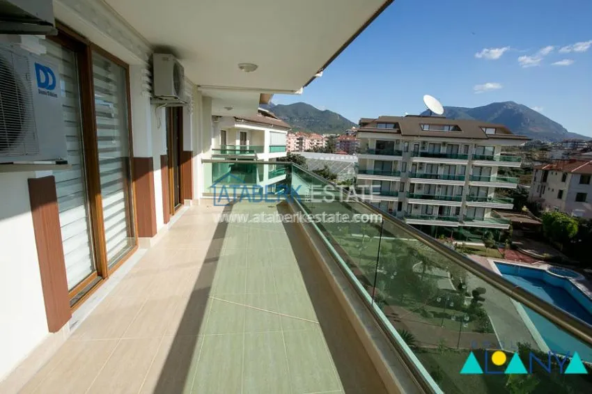 Прекрасный дуплекс в очаровательном комплексе! 17 