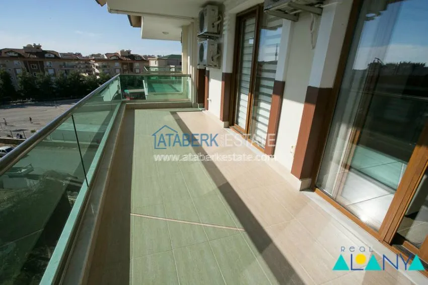 Прекрасный дуплекс в очаровательном комплексе! 18 