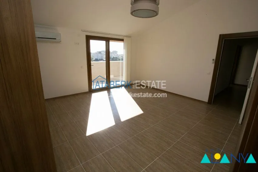 Прекрасный дуплекс в очаровательном комплексе! 28 