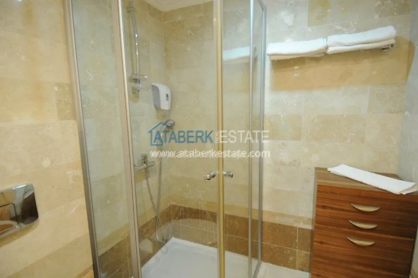 Апартаменты с тремя спальнями в Голд Сити. 8 