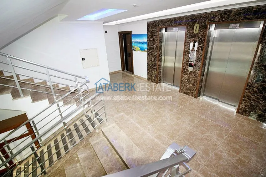 Просторный пентхаус 5+1 в Махмутларе от собственника 9 