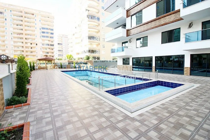 Просторный пентхаус 5+1 в Махмутларе от собственника 14 