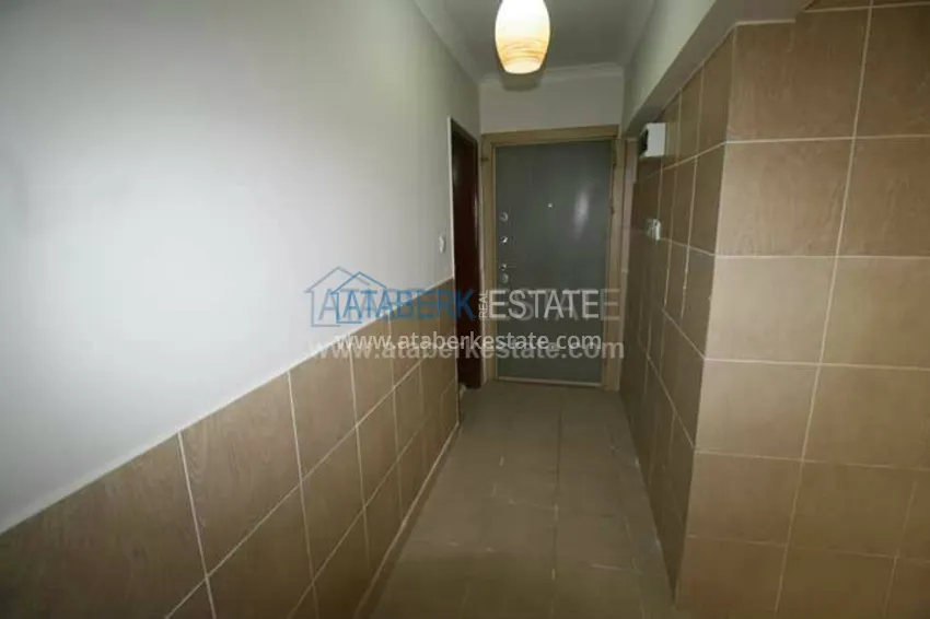 В центре города Алания квартира 2+1 с отдельной кухней. 6 