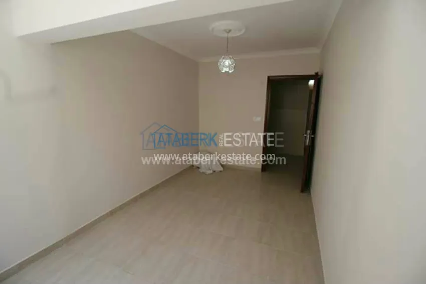 В центре города Алания квартира 2+1 с отдельной кухней. 7 