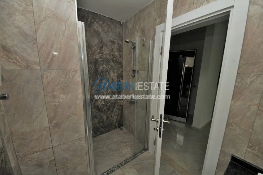 1+1 apartment in the new complex in Kestel 15 