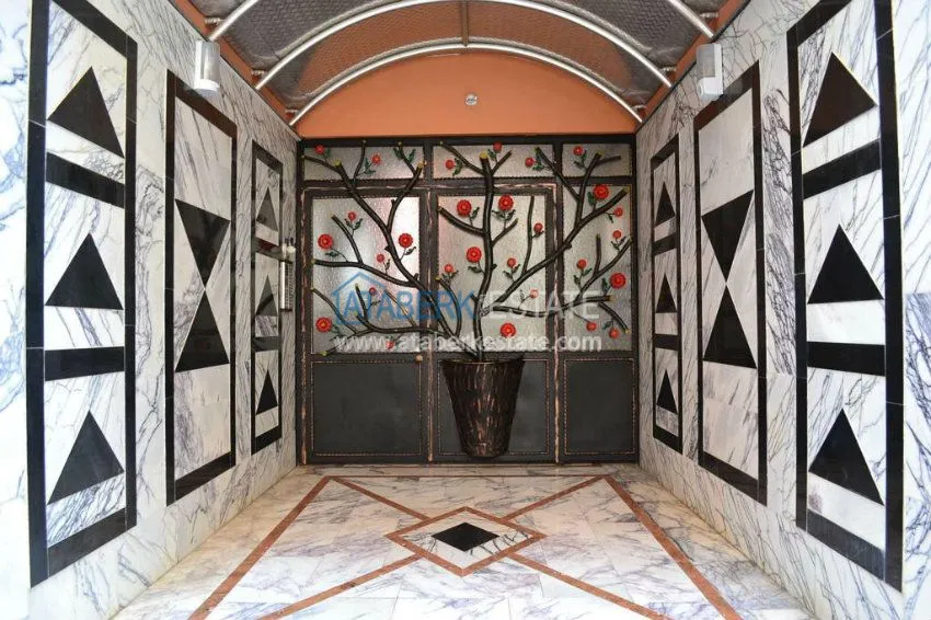 Трехкомнатные апартаменты в районе Махмутлар 2 