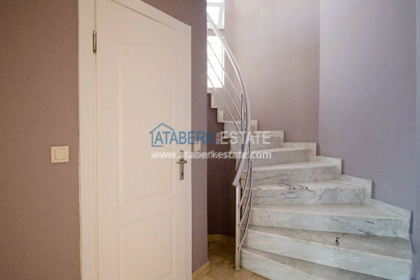 3+1 penthouse in Kestel 11 