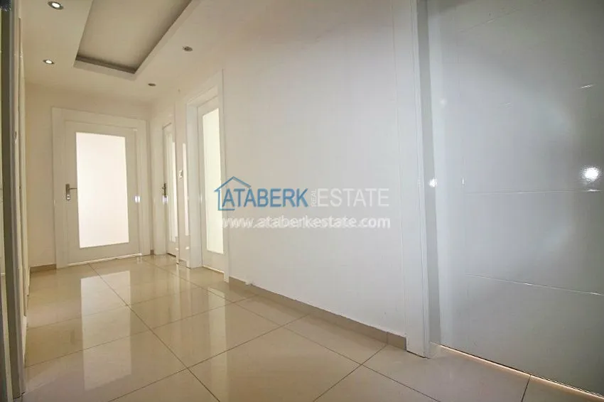 Четырехкомнатная квартира в самом центре 4 